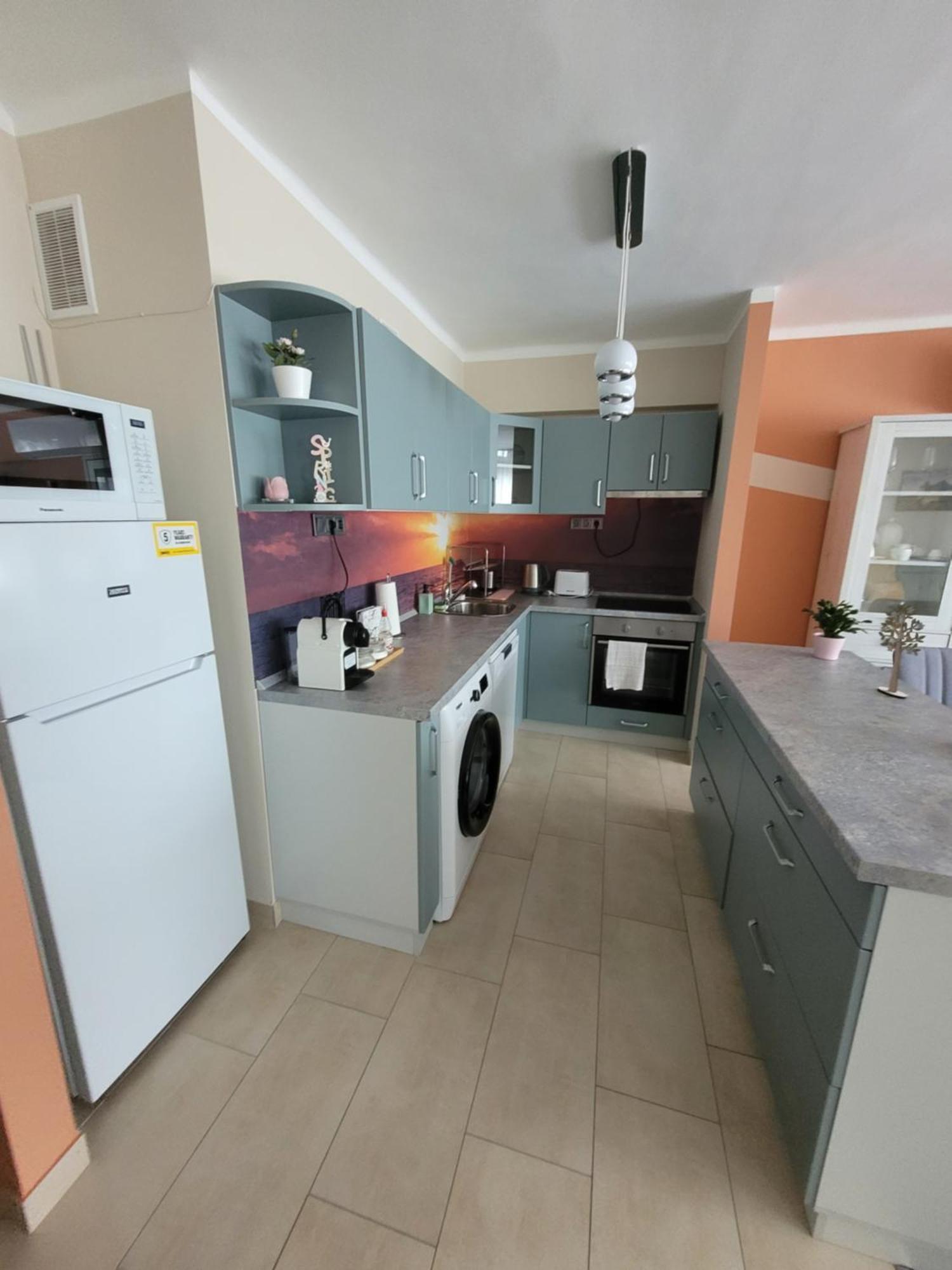 Appartamento Krisztina Apartman Salgótarján Esterno foto
