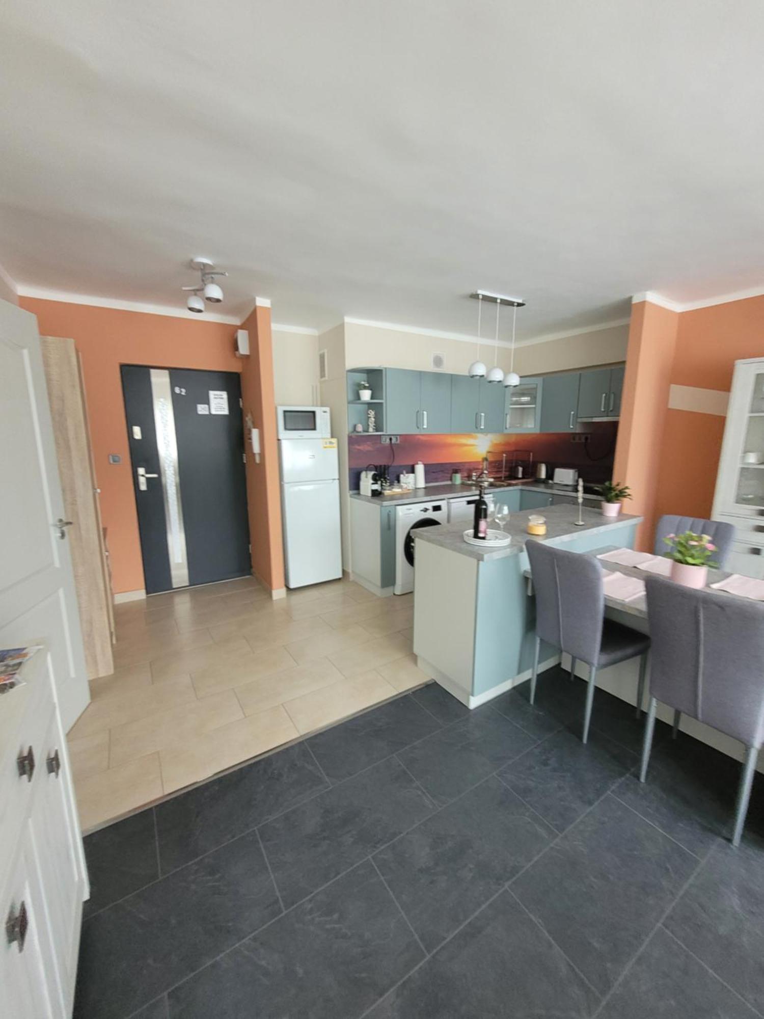 Appartamento Krisztina Apartman Salgótarján Esterno foto